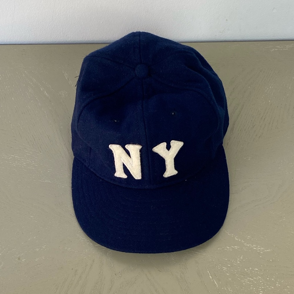 NY Ebbets field flannel hat EUC. Navy blue  Size 7